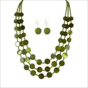 Multi-Layer Chunky Beaded Shell Necklace Set with Earrings, 18-23 Inch